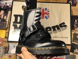 If you're not in the uk right now but don't want to miss deutschland 89, your best bet is a vpn.once you get the right vpn, you can. Pin Auf Dr Martens Pick Up Dusseldorf