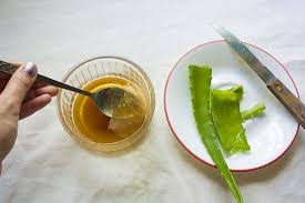 How To Make An Aloe Vera Face Mask Ovarian Cyst Cysts Ovarian Cyst Treatment
