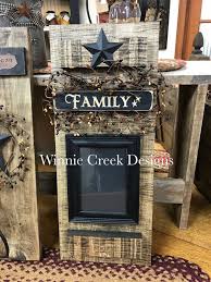 Pin By Jamie Robertson On Home Decor In 2020 Primitive Wood Crafts Primitive Decorating Country Country Decor Rustic