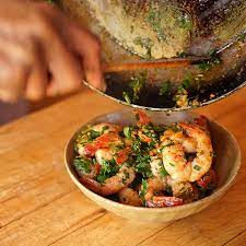 Crevettes Sautees A L Ail Et Au Paprika Fume Recette Epices De Cru