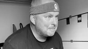 Ken Dowling's Instagram, Twitter & Facebook