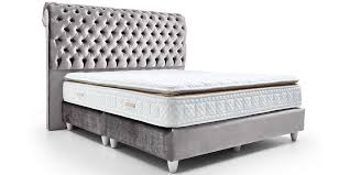 Ob sie nun robusten webstoff, strapazierfähige synthetikfasern im lederlook hochwertiges echtleder oder weichen samt bevorzugen, in unserem sortiment ist alles vertreten, was ihnen gefällt. Barock Boxspringbett Montana Samt 180x200 200x200 Moebella24