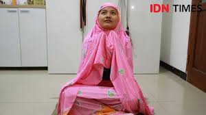 Sampai akhirnya ardo selesai mandi, dan keluar menemuiku. Doa Sebelum Dan Sesudah Bekerja Baca Agar Diberi Kelancaran