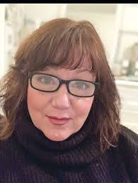 Donna Finelli's Instagram, Twitter & Facebook