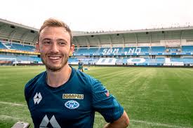 And he is 179cm tall. Aursnes Vil Til Utlandet Bytter Agent For A Bli Solgt