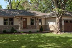 The 9 Elements Of An Ideal House Exterior House Siding Ranch House Exterior Exterior House Colors