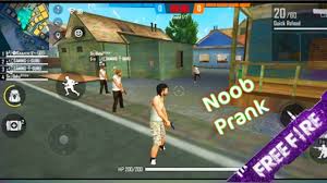 Es gameplay me noob or pro do no ko mara gaya he agar aapko noob se dikkat he to aap video leave karke ja sakte he, ae video entertainment ke liye banaya gaya he es me ham apni proness or. Free Fire Noob Prank Video Clash Squard Youtube