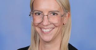 Penny Lawler's Instagram, Twitter & Facebook