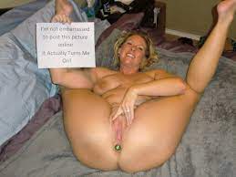 Nude amateur wives pics - 63 porn photo