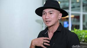 Tak tega dengan nathalie yang menghadapi isu miring, katty sebagai sahabat memberi semangat kepada istri sule yang tengah berbadan dua itu. Gejala Autisme Seperti Dialami Anak Anji Bisakah Disembuhkan