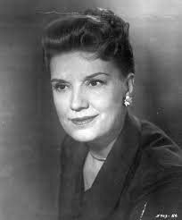 Women Must Dress (1935)