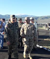 Перевод контекст ministro de defensa c испанский на русский от reverso context: El Ministro De Defensa Realiza Recorrido Por La Frontera