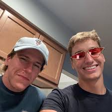 All for the guys #sweek2020