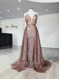 Shop Formal Dresses At Australia S Best Online Store Cocktail Dresses The Perfect Lbd Mermaid Gow In 2020 Couture Evening Dress Satin Formal Dress Formal Dress Shops