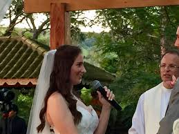 She is an actress, known for golpe de sorte (2019), a serra (2021) and a generala. Casamento Carolina Aqui Tem Coisa