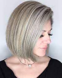 Gerade Frisur Ideen Fur 2018 Bob Damenbob Kurzefrisuren Frisurenfrauen Lockigeshaar Bobfrisuren Kurzha Straight Hairstyles Short Hair Styles Hair Styles