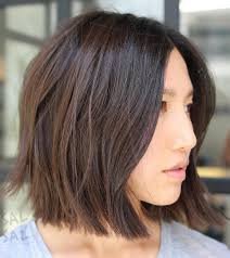 Bob strutturato e scalato per capelli sottili. Top 50 Tagli Di Capelli A Bob Di Media Lunghezza Nel 2022 Capellidistile It
