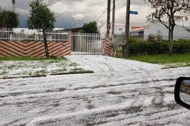 Chuva de granizo em curitiba hoje. Temporal Com Granizo Atinge Curitiba E Cidade Fica Coberta Pelo Gelo Agencia De Noticias Sao Joaquim Online