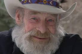 Tom Oar with dog 😍 #tomoar #mountainmen #alaskamountains #alaskalife