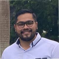 50+ perfiles de «Adrian May»