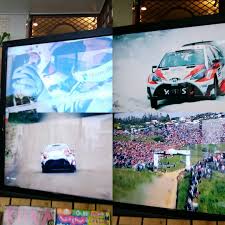 toyota toyota cars white red rally helmet run down dirt course finish raise tv トヨタ クルマ 赤 白 ラリー car in the world electronic products world