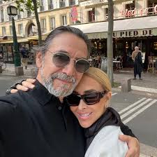 Marco Antonio Solís y su esposa Cristian celebran 31 años de matrimonio