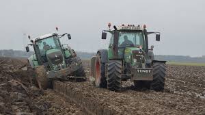Çin tedarik fendt 1050 vario uh5844 traktör anahtarlık anahtarlıklar. Fendt 930 Vario En Fendt 820 Vario Diepploegen Van Werven Uit Oldebroek Biddinghuizen Trekkerweb Youtube