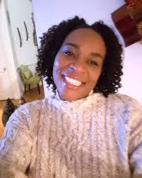 Esmeralda Barrett's Instagram, Twitter & Facebook