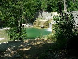 Torrente Corsalone Localita Ponterosso Si Fa Il Bagno Nel Fiume In Uno Scenario Di Rara Bellezza Fiume Bagno