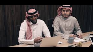 يحل الوجه الكوميدي الساخر عبدالمجيد الكناني، مساء اليوم الخميس، ضيفاً على جمهور الرياض، عبر لقاء الخميس للناجحين؛ متحدثاً عن قصة نَقده الساخن في لقيمات للمسؤولين والممثلين؛ وخصوصاً فايز المالكي وحسن عسيري؛ وذلك برعاية إعلامية لـسبق. ÙƒØ±Ù…ÙˆØ³ÙˆÙ…