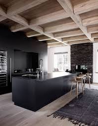 Poutre Apparente En Bois Toutes Nos Idees Pour Les Mettre En Valeur Elle Decoration Cuisine Contemporaine Cuisines Design Cuisine Moderne