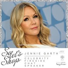 Nothing like a little help from @polaroid to keep an @byamylynn and  @kendrahashtyn photoshoot rad! #polaroid #keepitwild #photography #photo  #photooftheday #photoshoot #photoshootideas #malibu #arizona #california  #californiaadventure #scottsdale ...