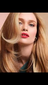 Embrace the energizing feel of fall with a fresh new look! 🍂 Our stylists  are experts in the latest trends, from warm tones and textured cuts to  sleek styles. Book your appointment today and let's ...