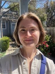 Carolyn Denero's Instagram, Twitter & Facebook