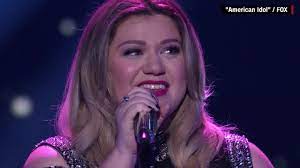American Idol Contestant Faints Following Performance Cnn