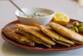 Pita Stuffed With Meat Arayes Food Recipes Arabic Food