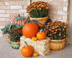 30 Eye Catching Outdoor Thanksgiving Decorations Ideas Easyday Fall Outdoor Decor Fall Decorations Porch Fall Front Porch Decor