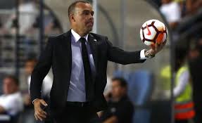 El estratega venezolano rafael dudamel se mudará a tierras australes, tras el venezolano rafael dudamel llegó este lunes a belo horizonte para integrarse como director técnico del atlético mineiro. Esta De Vuelta Rafael Dudamel Dirigira Al Universidad De Chile Analitica Com