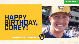 Josie Garay's Instagram, Twitter & Facebook