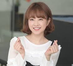 If you trust yourself and want to try something different with your hair, you should check these latest and very beautiful short hairstyles for girls. 30 The Best Korean Short Hair Styles 2020