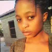 100+ perfiles de «Hether»