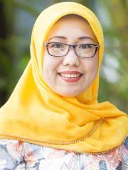 Dr Yulina Eva Riany