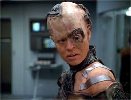If Seven of Nine had remained looking like this, do you think she'd have  been more or less popular?