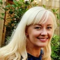 800+ "Wiśniewski" profiles