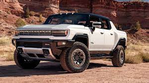 Announced in february, and originally scheduled to be revealed in may, the 2022 gmc hummer ev is an electric pickup truck that revives the hummer name, last produced for a civilian vehicle about a decade ago. 2022 Gmc Hummer Ev Buyer S Guide Reviews Specs Comparisons