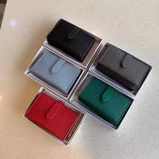 It's the perfect gift for the man on the go, as it can double as a desk holder and a carrying case! French Designer Brand Credit Card Package High End Custom Classic Hot Business Card Holder Lady Style Multi Layer Organ Leather Card Holder From Toptopbags2020 96 88 Dhgate Com
