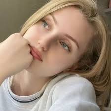 Cecile Carlson in people