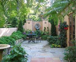 Courtyard From Houzz Courtyard Gardens Design Small Yard Landscaping Small Backyard Landscaping