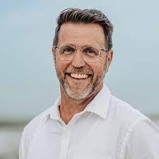 Janet Mccree's Instagram, Twitter & Facebook