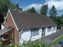 Check spelling or type a new query. Property Valuation For Edith S Marsh Low Road Little Cheverell Devizes Wiltshire Sn10 4jz The Move Market